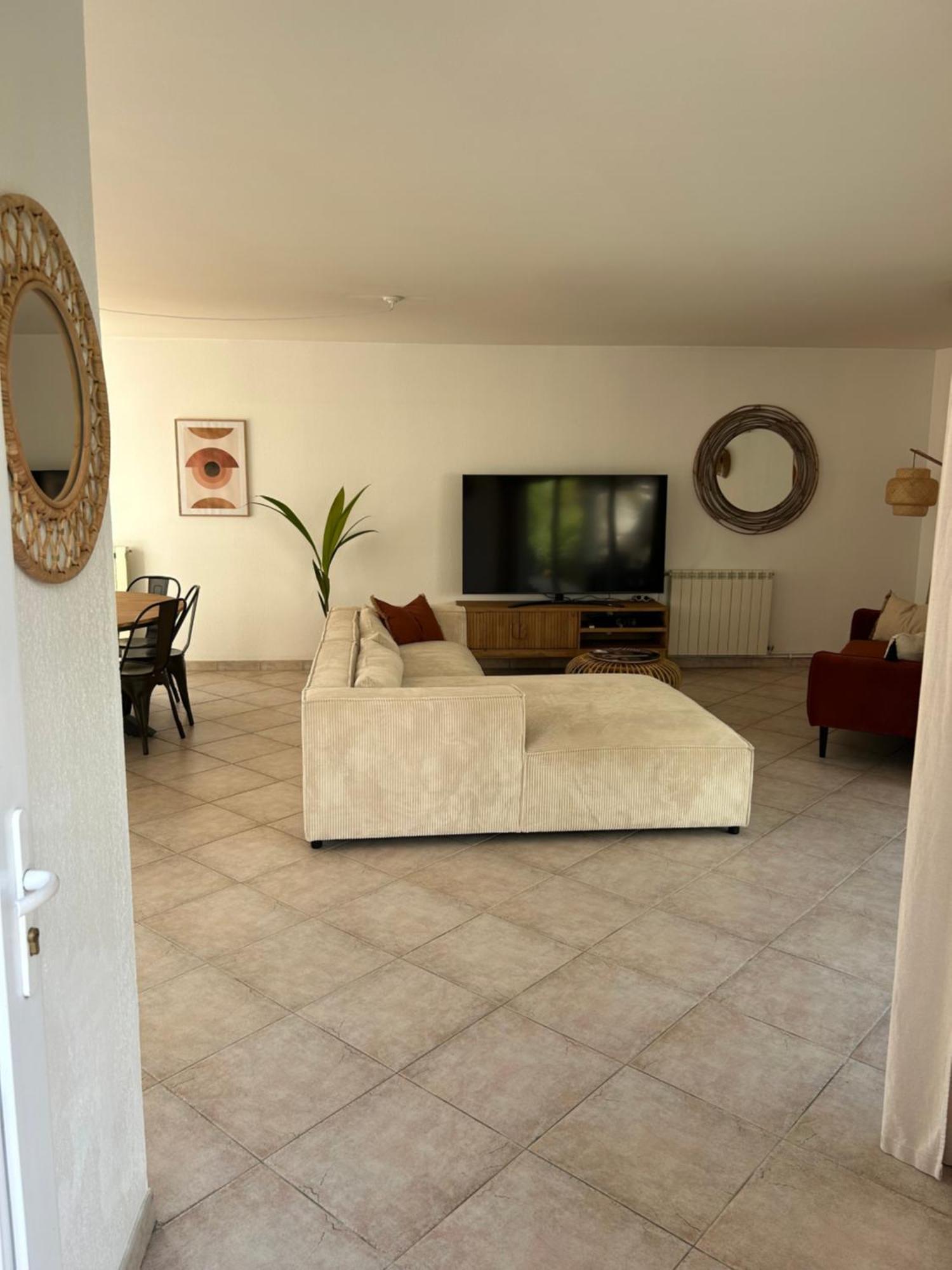 Holiday home L' Oliviera, Vue Et Plages A Pieds *